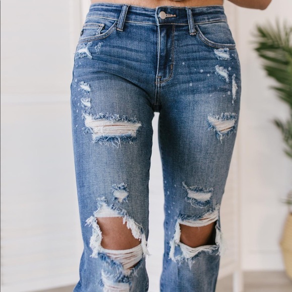 Judy Blue Destroyed Boyfriend Jeans - Picture 5 of 14